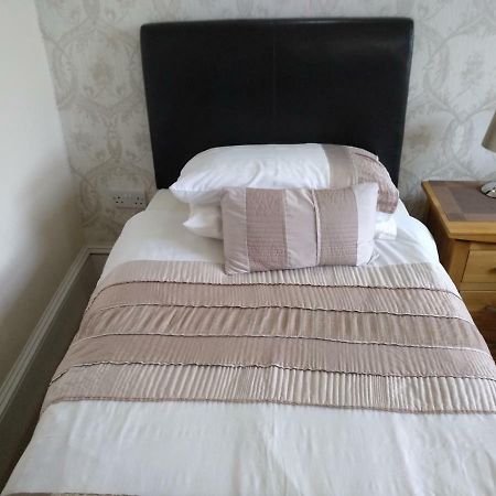Marine House Hotel Dumfries Esterno foto