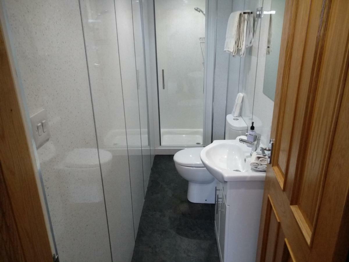 Marine House Hotel Dumfries Esterno foto