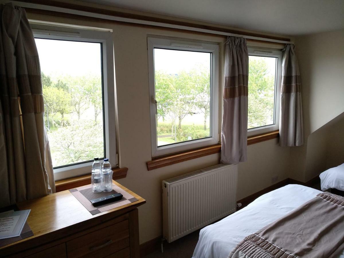 Marine House Hotel Dumfries Esterno foto