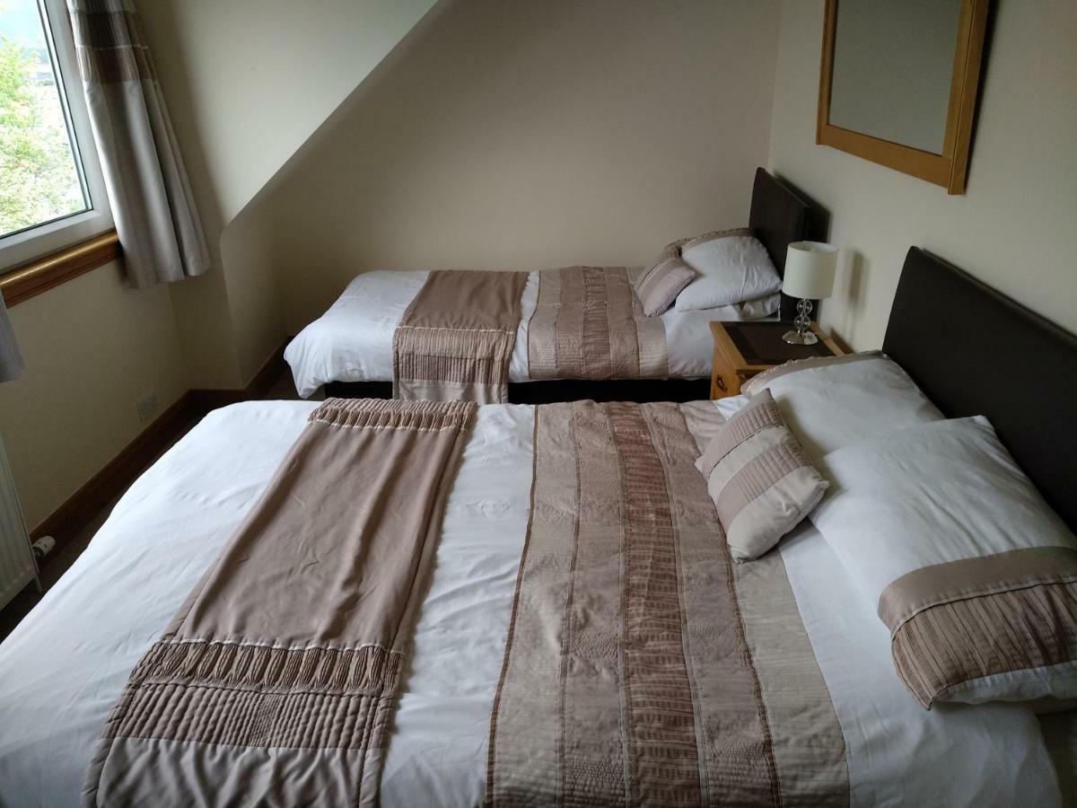 Marine House Hotel Dumfries Esterno foto